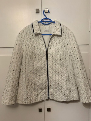 Women's jacket used, black and white