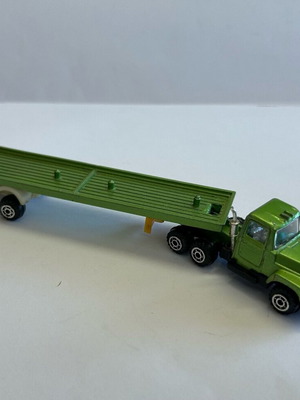 Vintage Mack Truck used in good condition