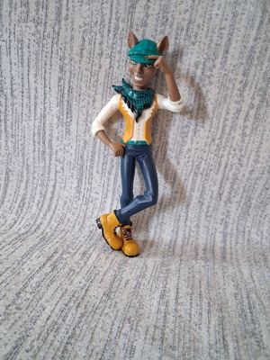 Clowd Wolf Monster High figure Mattel used, collectible 2015