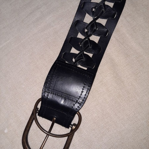 Leather belt used with braided design, length 104 cm, black