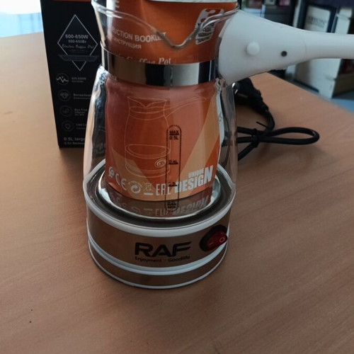 Electric kettle with detachable body and on/off button, new
