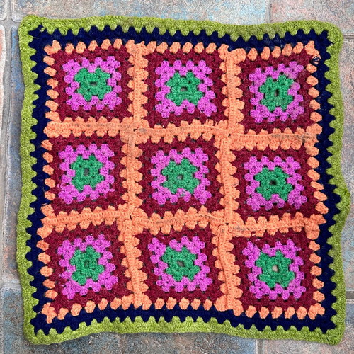 Vintage Greek decorative woolen used 37x37cm