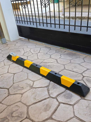 Parking block Evelux 180cm new, reflective strips