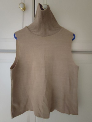 Zara Μπούζα ζιβάγκο αμάνικη Νο Large σε πολύ καλή κατάσταση