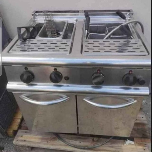Professional pasta boiler like new, gas-powered