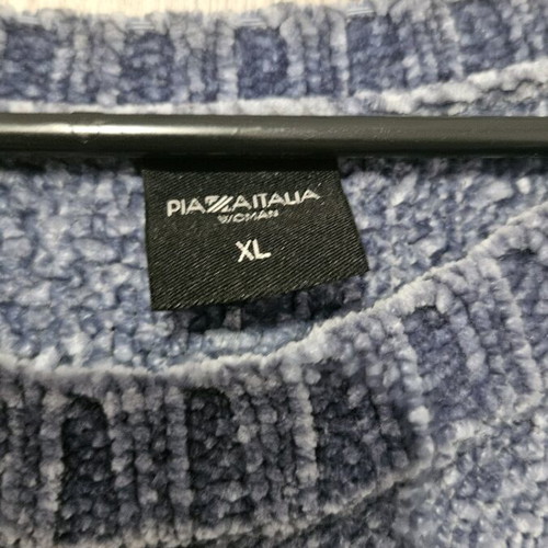 Blue knitted sweater like new, size XL