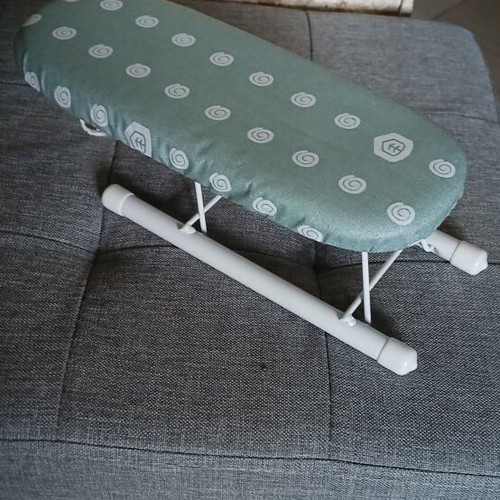 Small ironing board for sleeves new, 26cm x 10cm