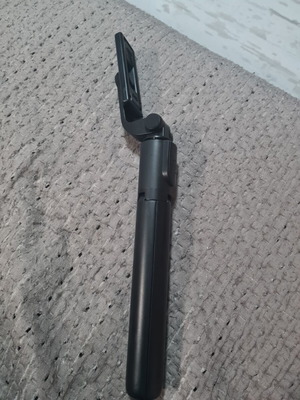 Universal telescopic selfie stick with tripod and Bluetooth remote