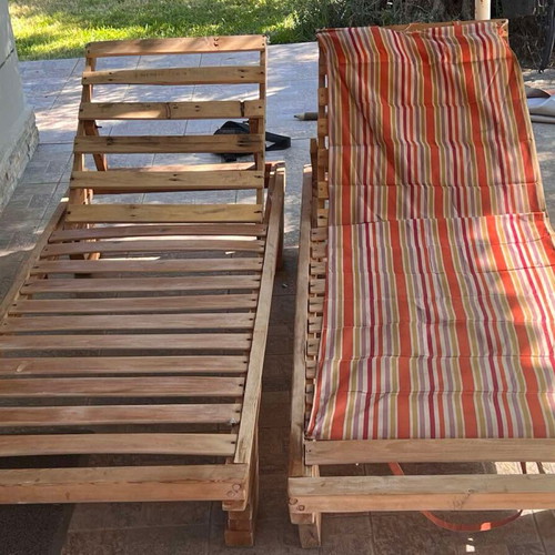 Professional Pine Wood Sunloungers like new, set of 2