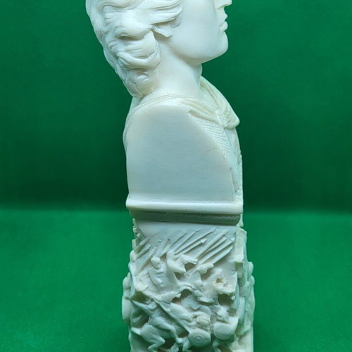 Gypsum bust Alexander the Great new, size 19x5x5 cm