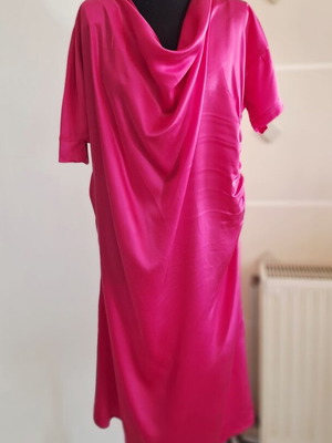 Attic and Barn Satin Silk Dress like new, fuchsia, asymmetrical