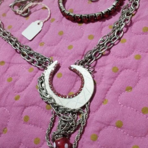 Jewelry set new, pendant, adjustable bracelet and pin