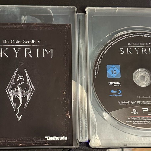 Skyrim PS3 Limited Deluxe Edition like new