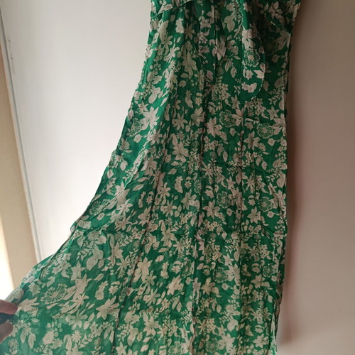 Green dress from Italy like new, ideal for medium and large sizes