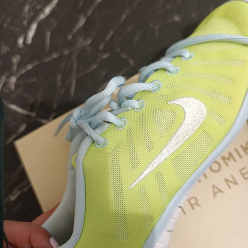 Nike Free Dance Studio 38 like new, green athletic shoes