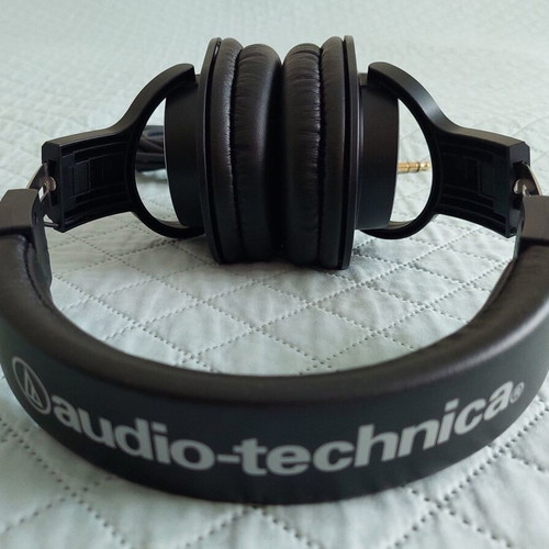 Audio Technica ATH-M20x wired over-ear headphones, black