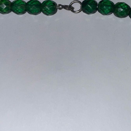 Necklace used green/emerald faux