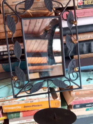 Metal wall sconce with mirror and vintage details, like new