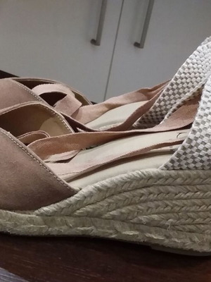 Espadrilles SKA with laces, like new, beige size 39