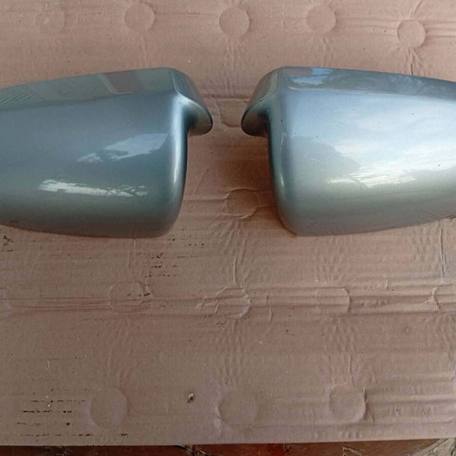 Audi A4 Quatro 2002 mirror caps silver metallic color new