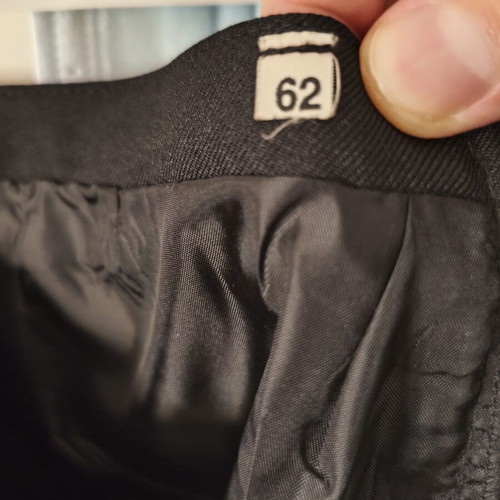 Winter skirt classic black new with pockets and lining