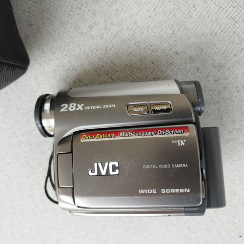 JVC GR-D725E digital video camera used with charger and case