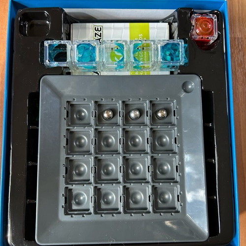 Thinkfun Gravity Maze like new falling marble logic game