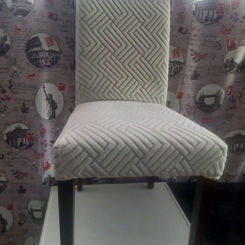 Dining chairs set of 6 like new with new fabric upholstery