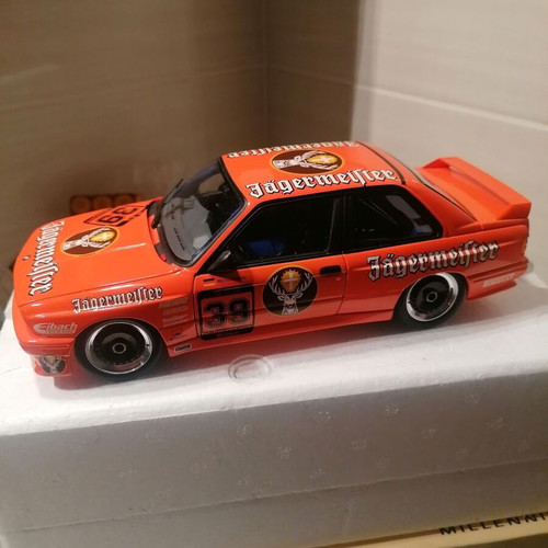 BMW M3 E30 Collectible Car Miniatures 1/18 Scale New
