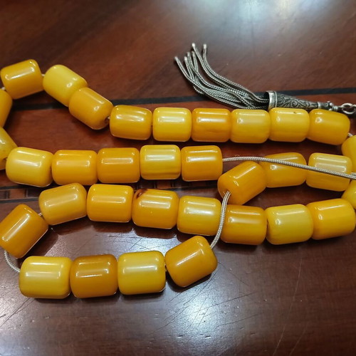 Mastic Kompoloi like new with vintage silver tassel and bakelite beads