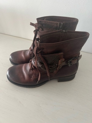 Women's boots used brown size 41 brand Rococo