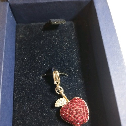 swarovski apple charm... final price 15 euros