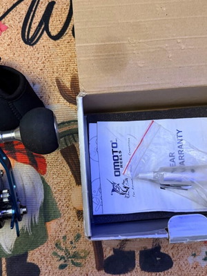Omoto Chief Xtreme JX left-handed reel used for light jigging