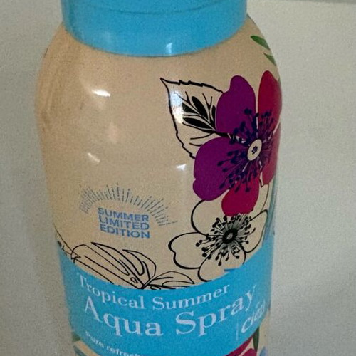 Water spray and setting spray used