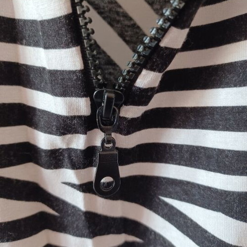 Summer dress like new with zipper and lace, size L