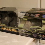 Remote-controlled helicopter