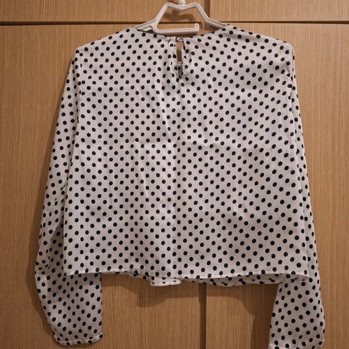 Satin polka dot blouse Zara like new, black and white, size S