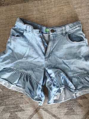 Benetton kids shorts like new, size 146 cm, blue