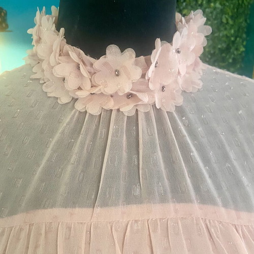 Salmon chiffon dress with 3D flowers