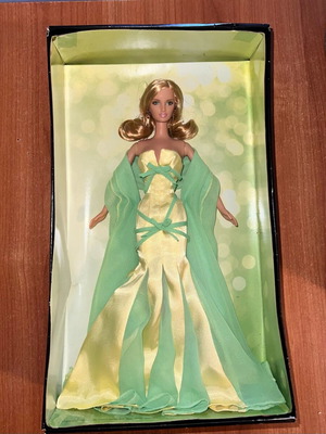 vintage barbie green dress Vintage 1980s Barbie Doll - Great Shape