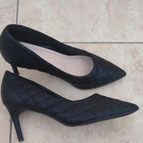 Ideal Shoes quilted pumps size 39, heel 7.5 cm, new