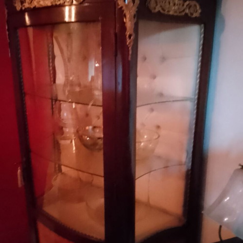 Display cabinet like new made of olive wood and oak with brass details