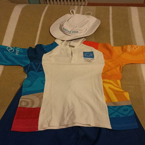 Olympic Games 2004 outfit used, set with hat, pants and t-shirts
