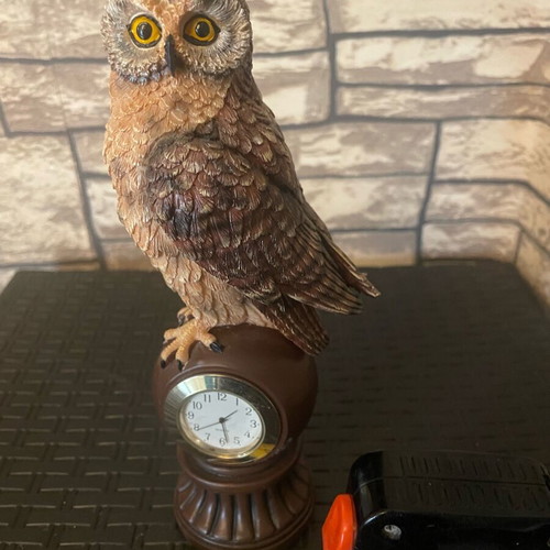 Decorative owl handmade polyester with clock like new