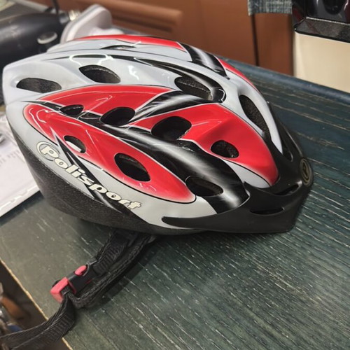 Bicycle helmet new, size M