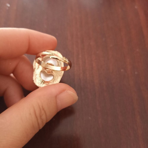 Chunky ring with adjustable size, white and gold
