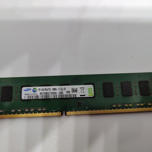 Samsung 4GB DDR3 1600MHz RAM memory like new