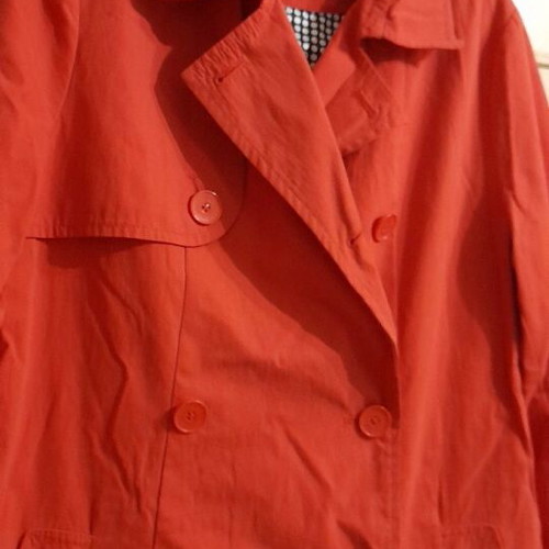 Maddison short trench coat like new, red-coral XL
