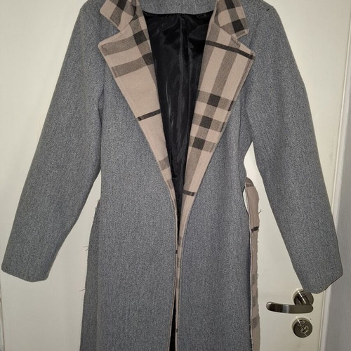 Short gray coat with belt size Medium like new