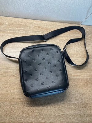 Calvin Klein black crossbody bag like new